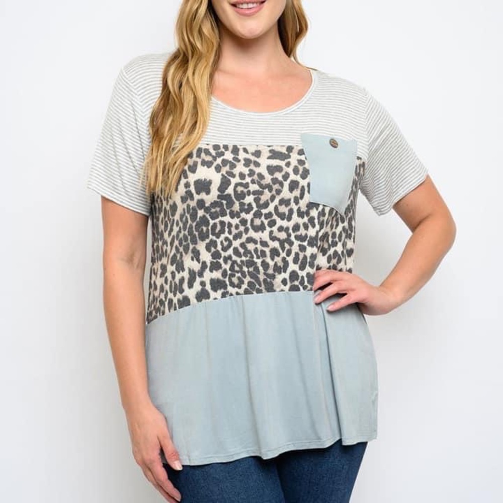 New Junior's Cute Boutique Blue cheetah colorblock top